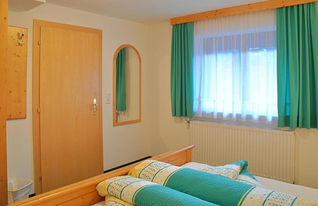 Gaestehaus Resi Йерценс Номер фото